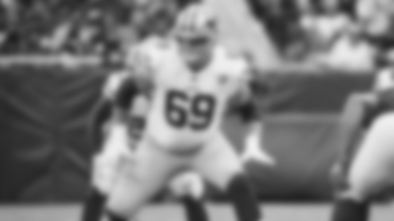 T Mike McGlinchey