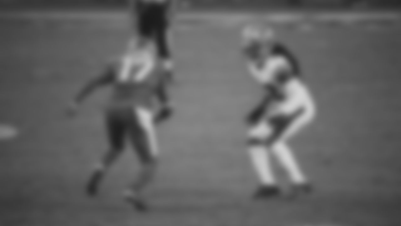 CB Jason Verrett