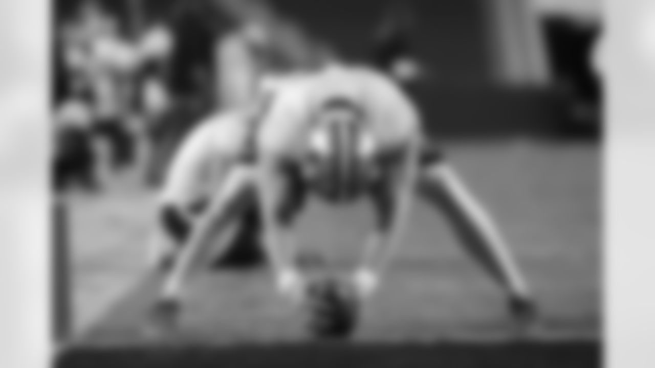 #86 Kyle Nelson - TE/LS