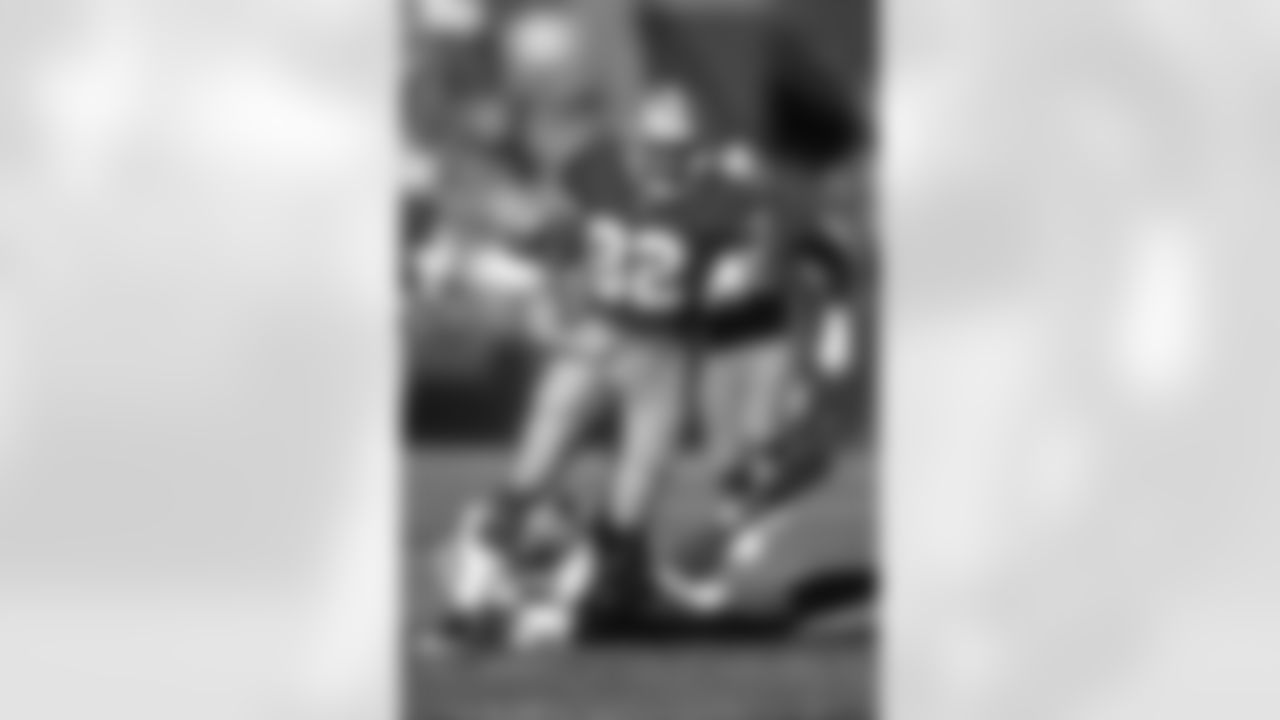 1995 -- 49ers wideout John Taylor.