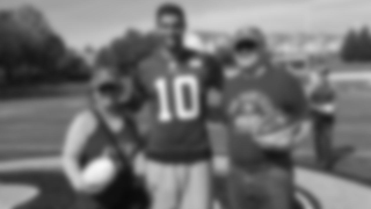 49ers & United Airlines take Veterans on the Road to our Nation's Capital