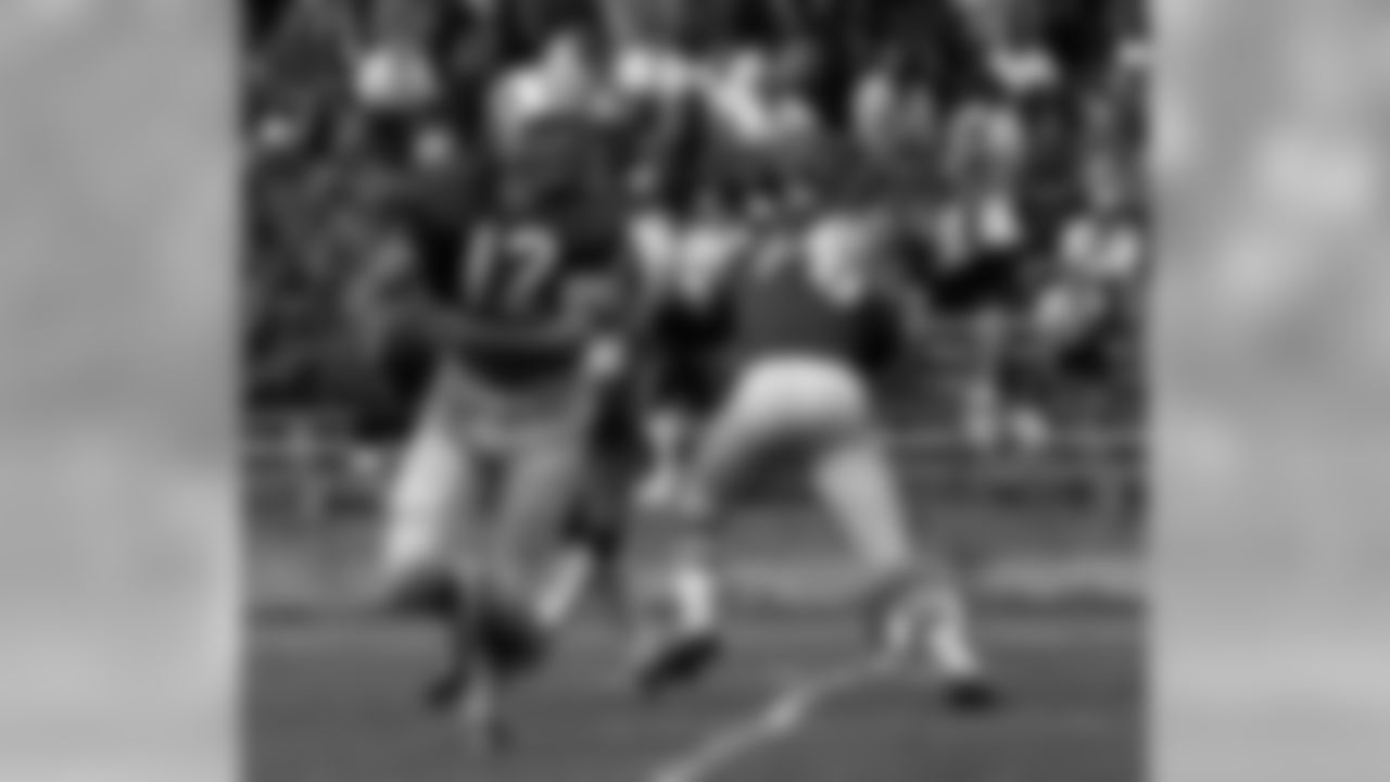 1963 -- John Brodie