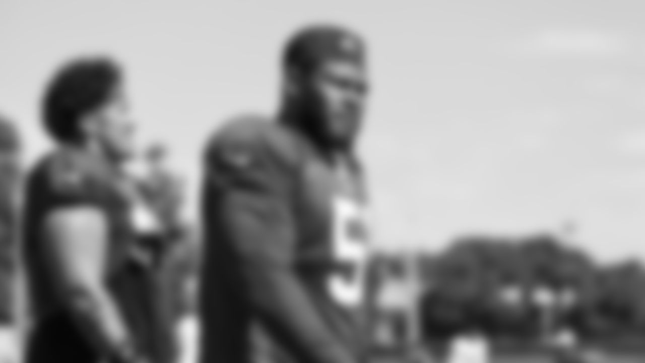 OL Jason Poe
