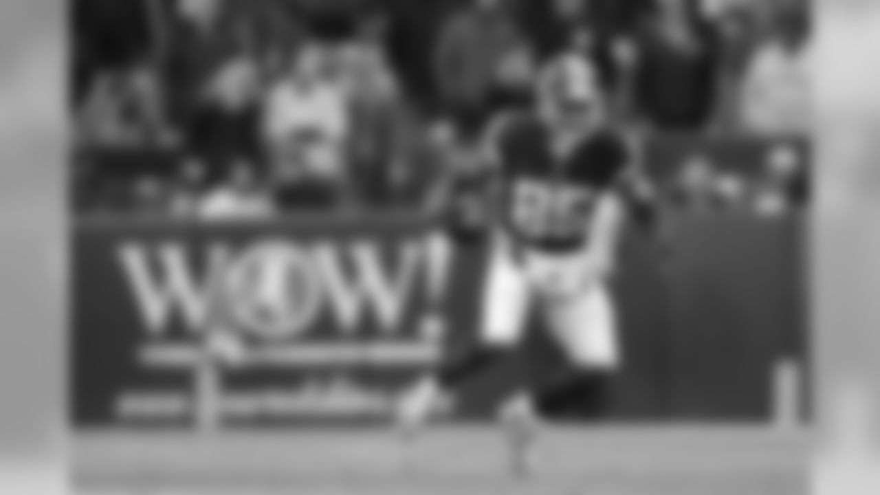 Washington Redskins tight end Vernon Davis