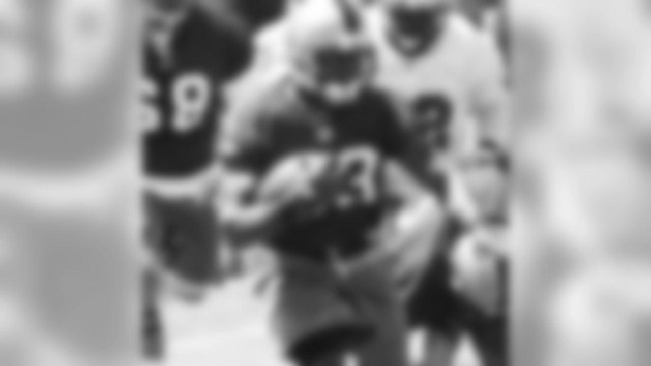 RB Mo Hicks