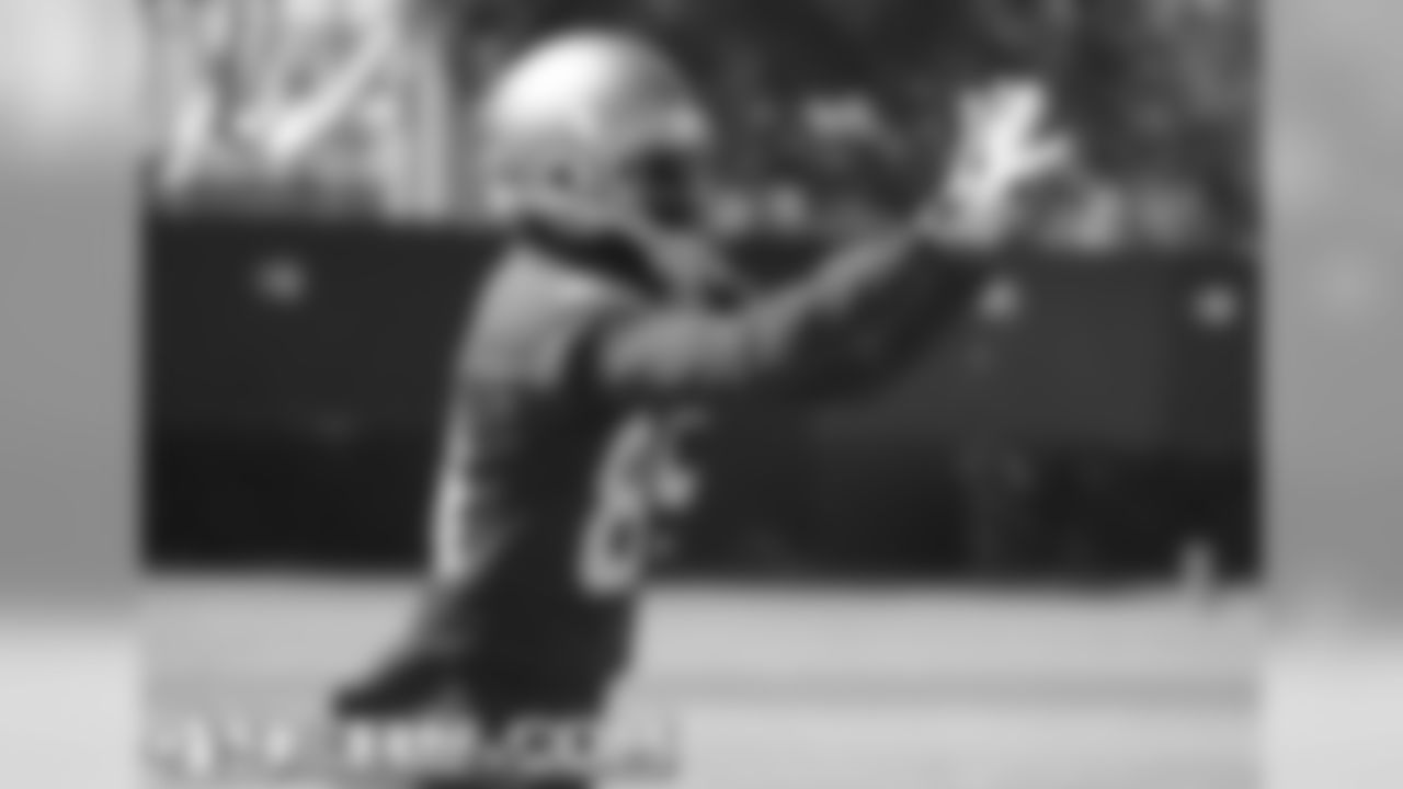 WR Jason Hill