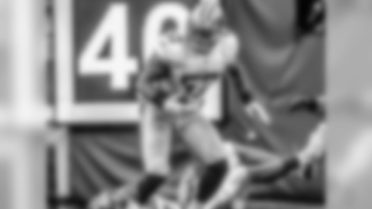 Wilhoite, Michael -- LB
