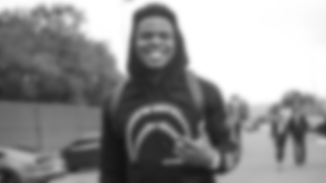 LB Dre Greenlaw