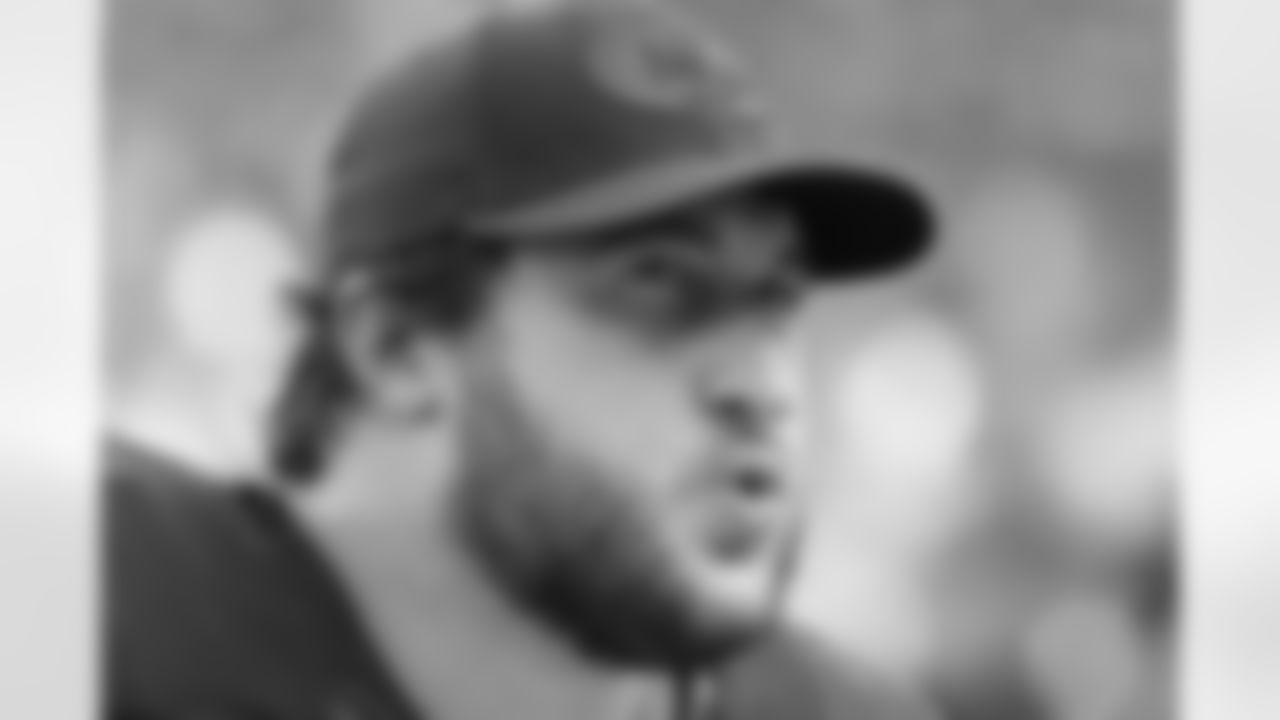 T - Joe Staley