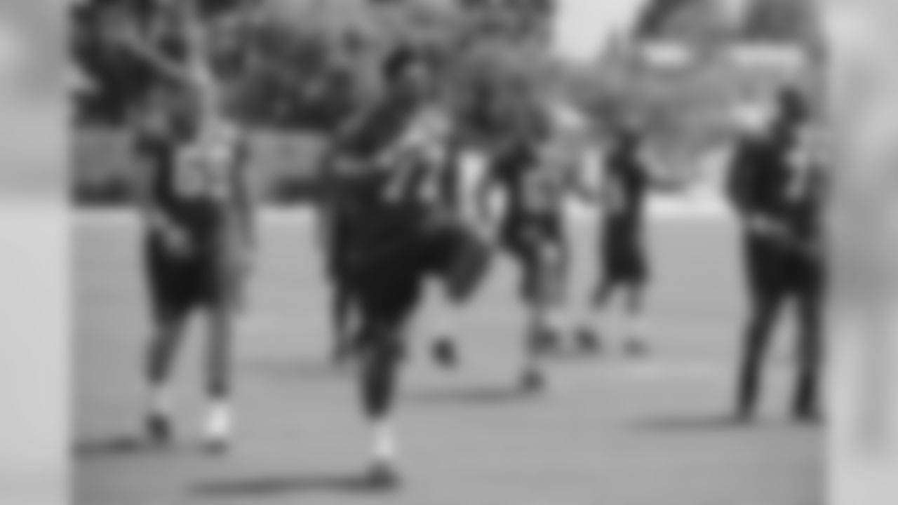 G Mike Iupati