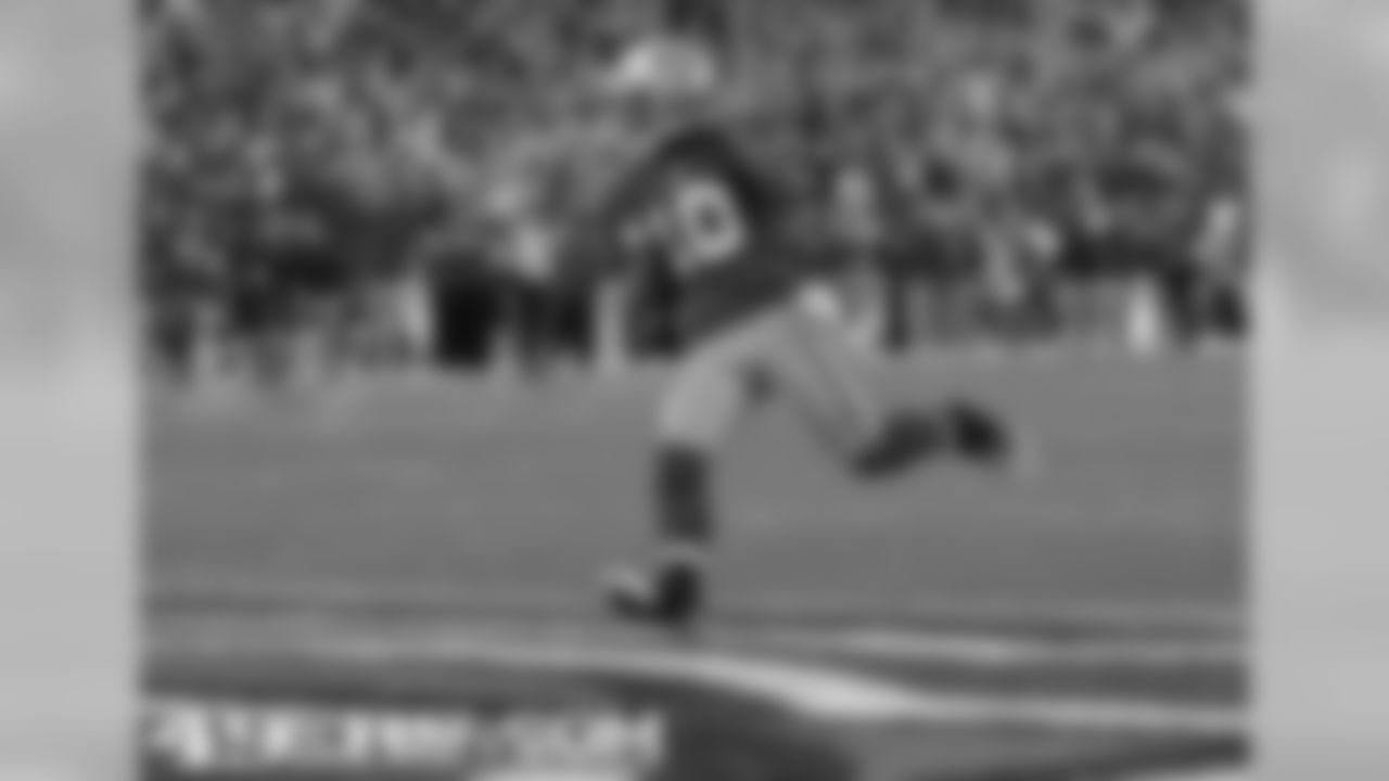 WR Kyle Williams