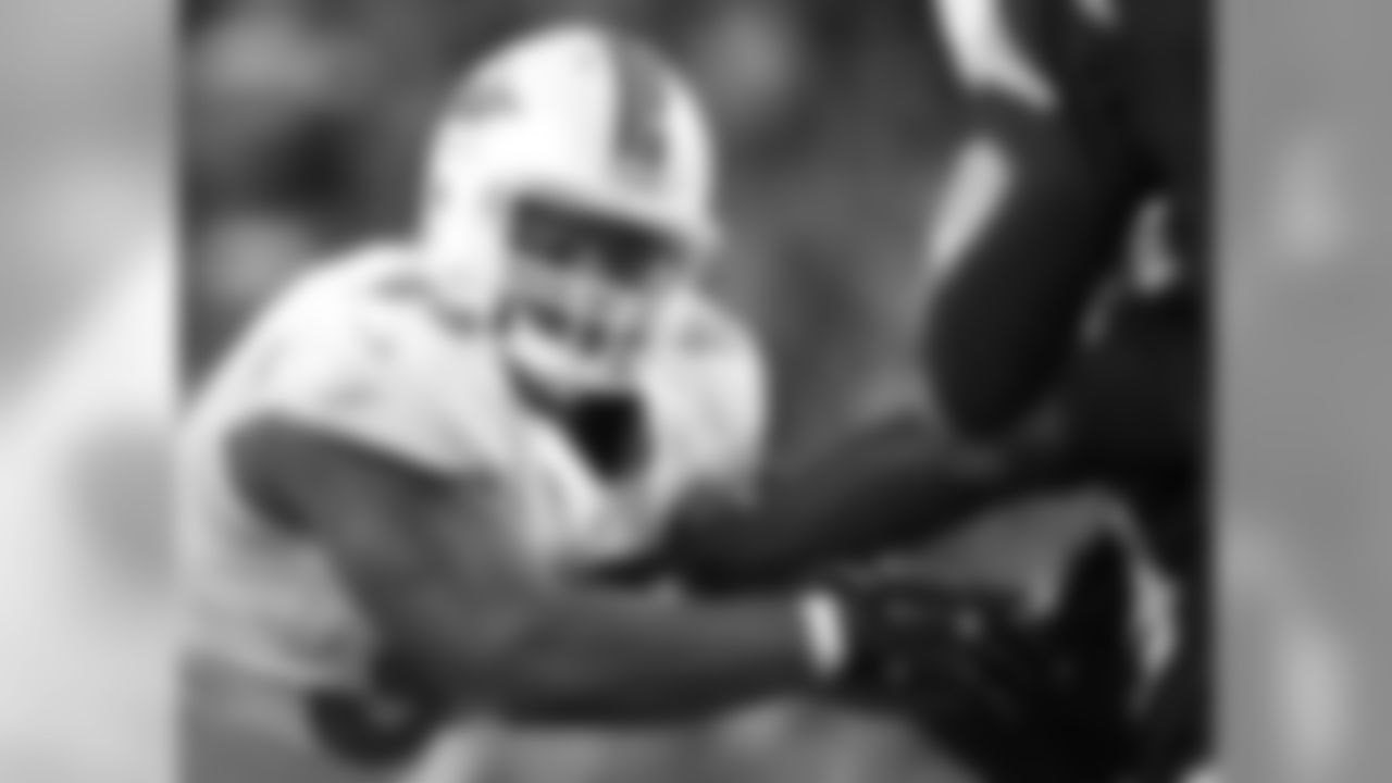 DT Ndamukong Suh