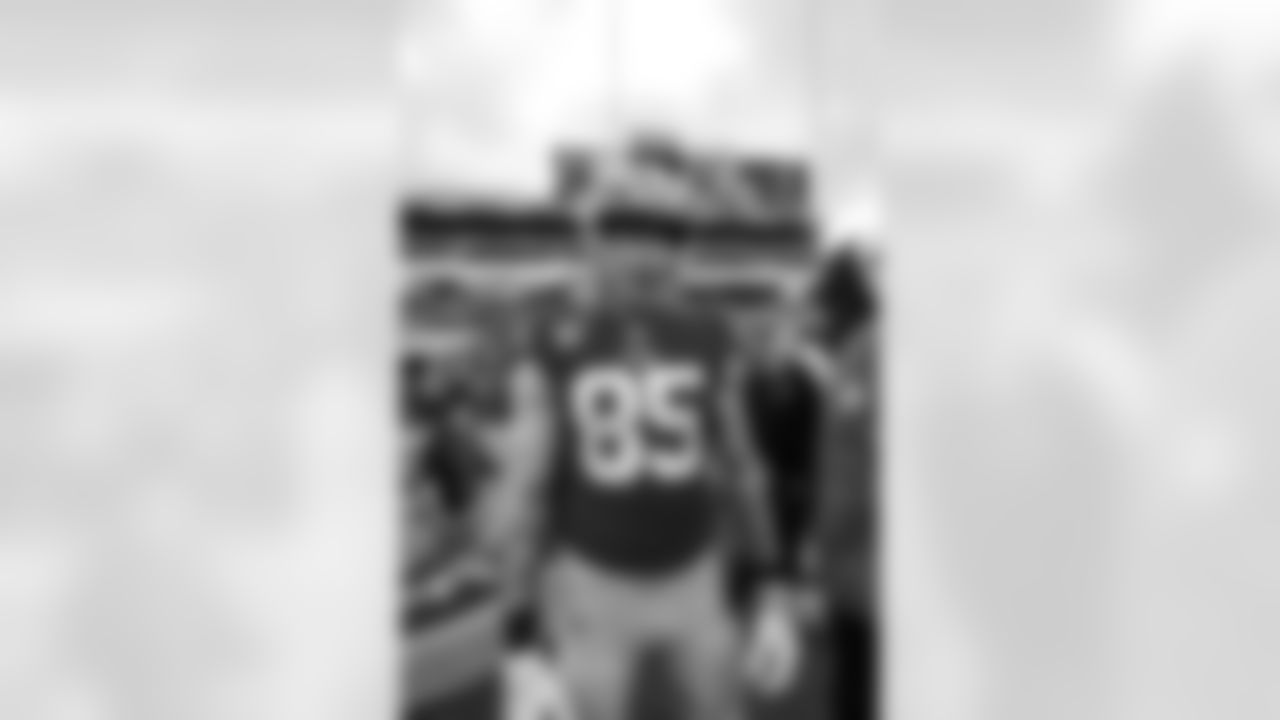 TE George Kittle