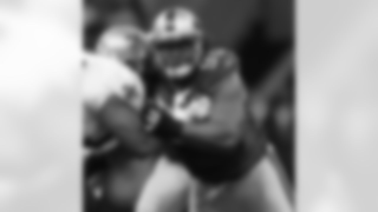 DE Isaac Sopoaga