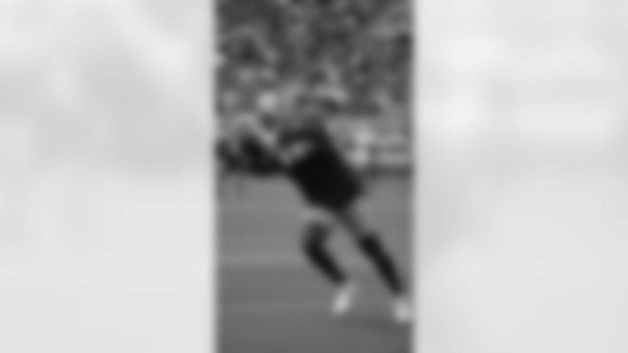 WR Deebo Samuel