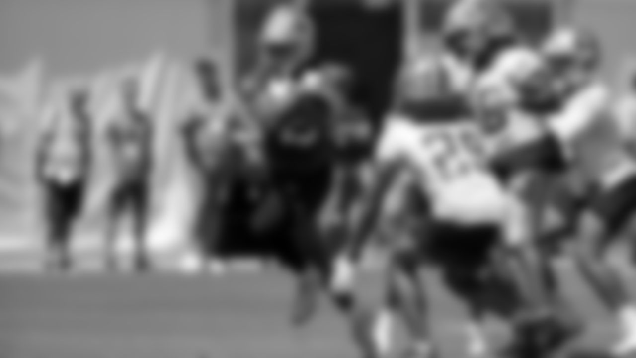 RB Elijah Mitchell