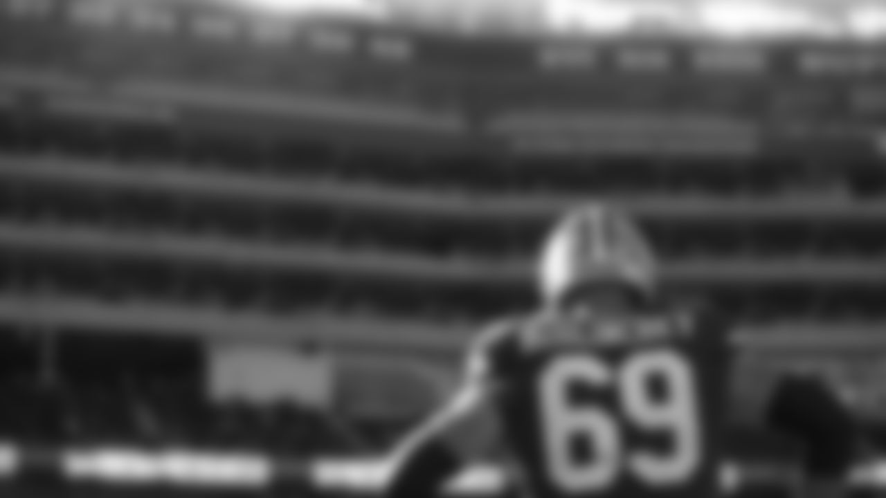 T Mike McGlinchey