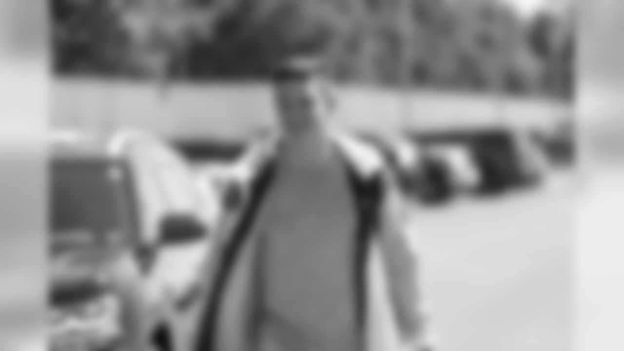 QB Nick Mullens