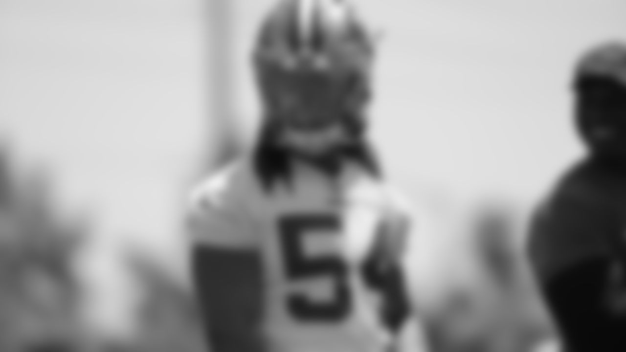 LB Fred Warner