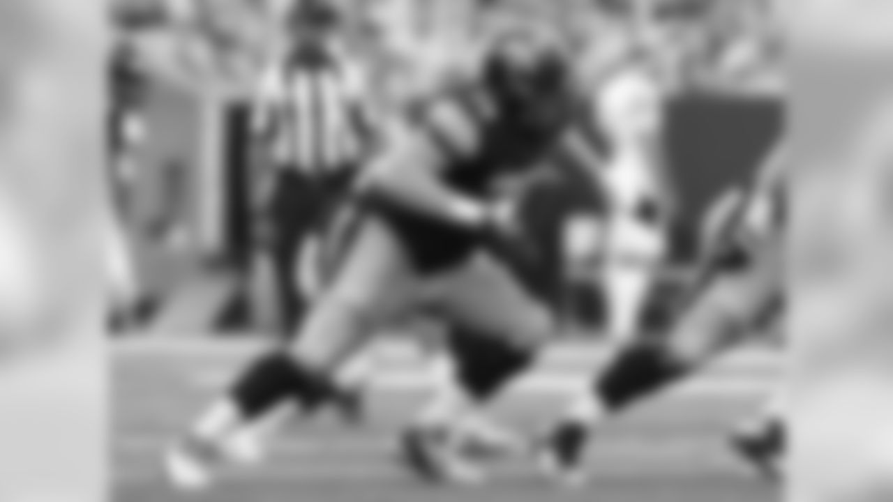 OL Sean Welsh, Iowa