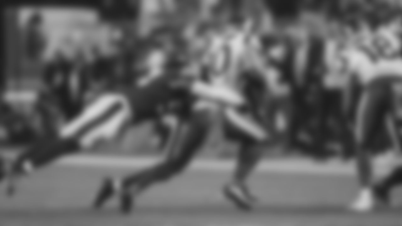 LB Fred Warner