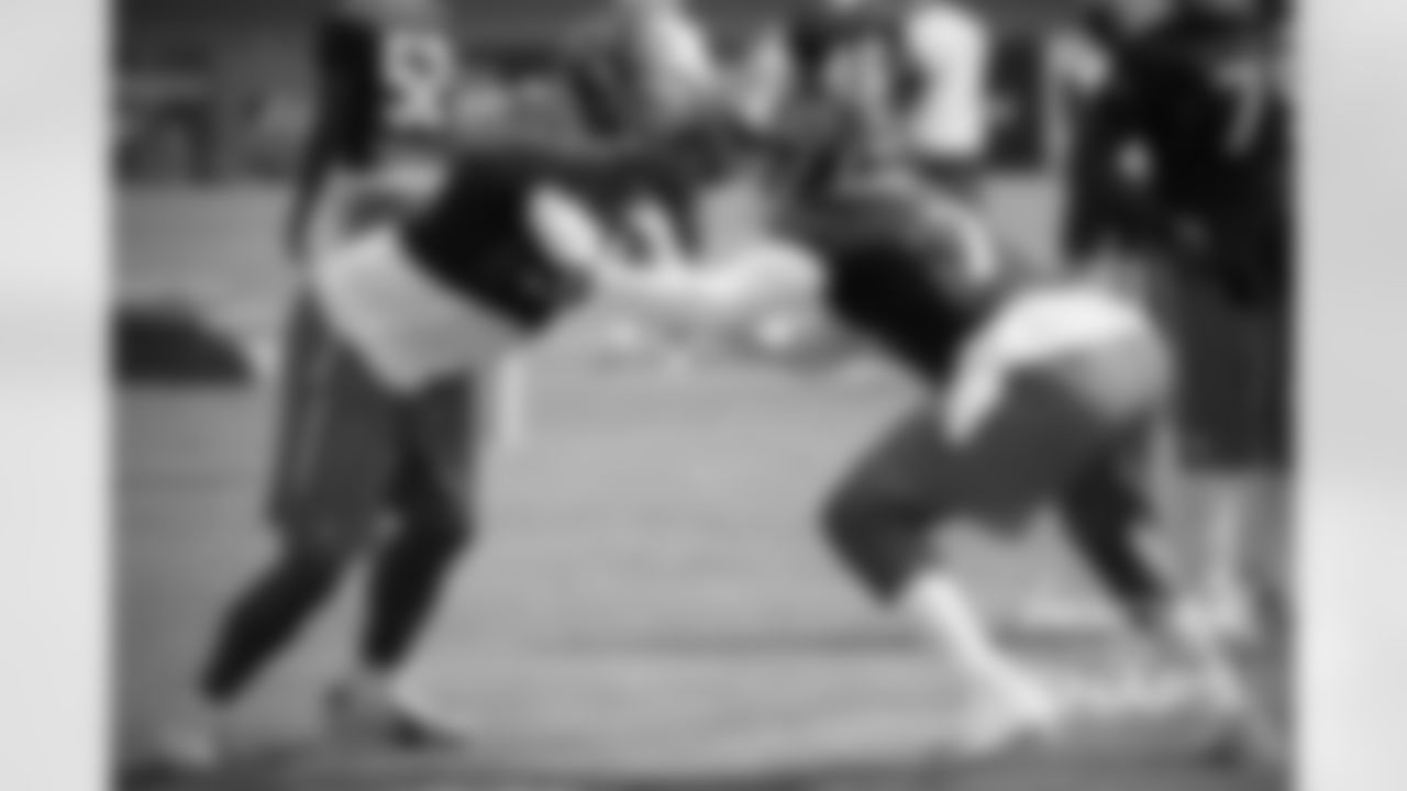 DL Ego Ferguson (left) and DL Jonathan Bullard (right).