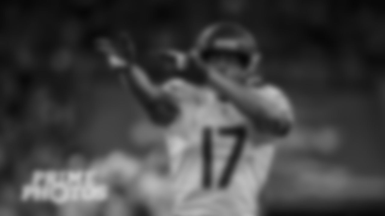 WR Anthony Miller
