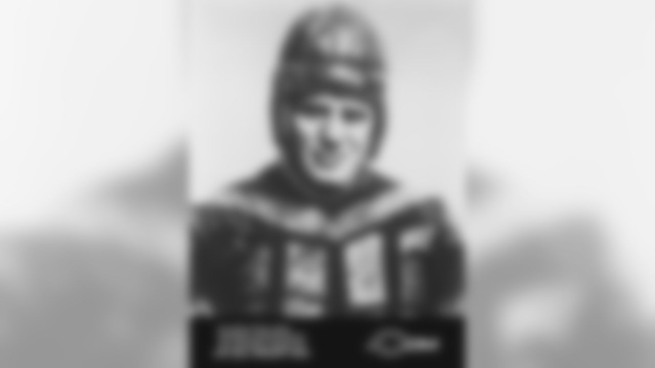 John (Paddy) Driscoll - Quarterback
1920s NFL All-Decade Team