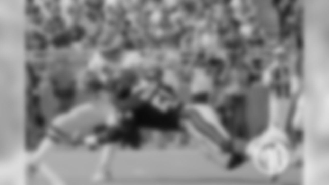 Tied-9. Florida (19) - LB Wilber Marshall