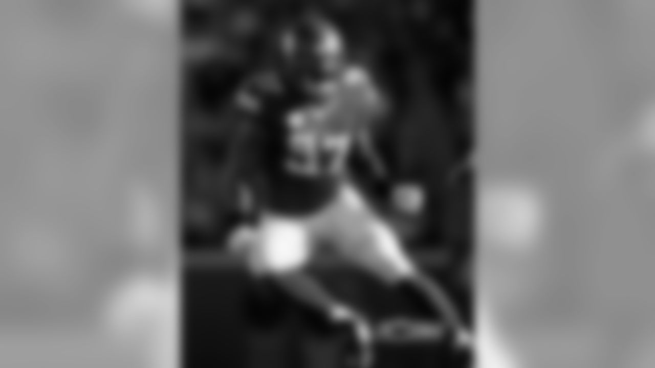 Backup: Danielle Hunter