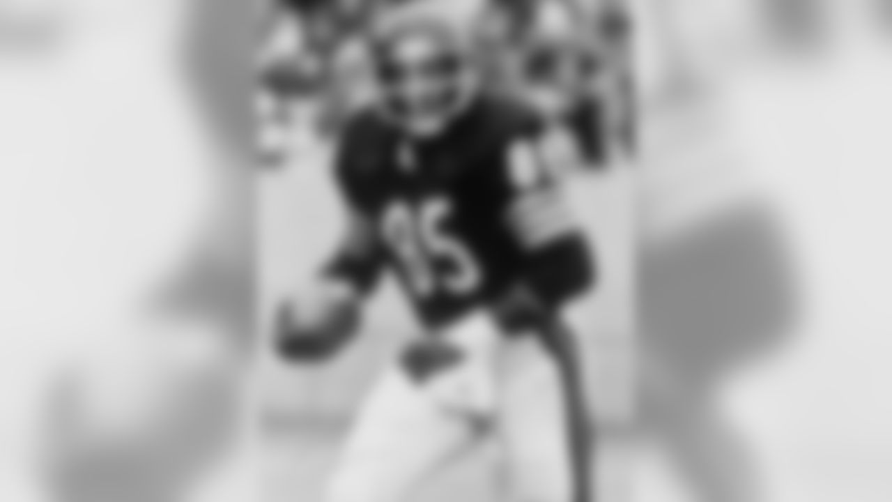 1980: Bob Fisher, TE
