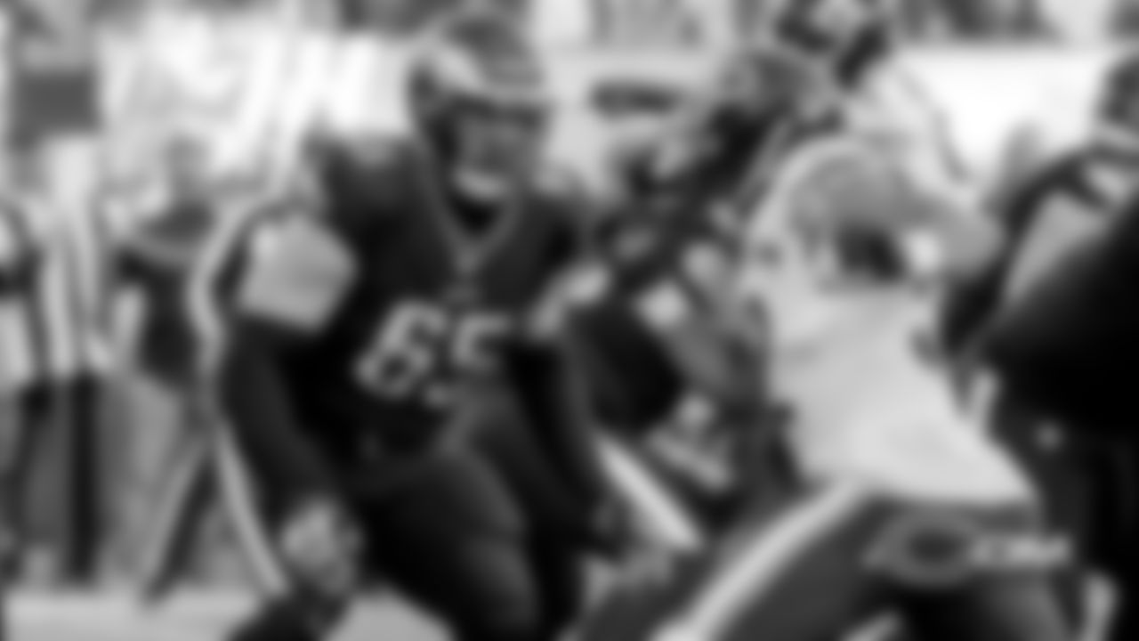 12) Philadelphia Eagles (from Miami Dolphins via San Francisco 49ers)
