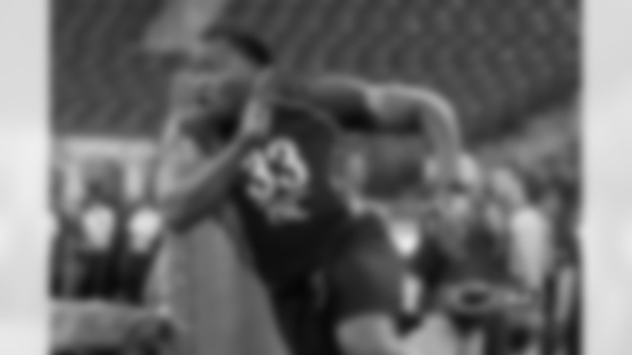 OLB Pernell McPhee