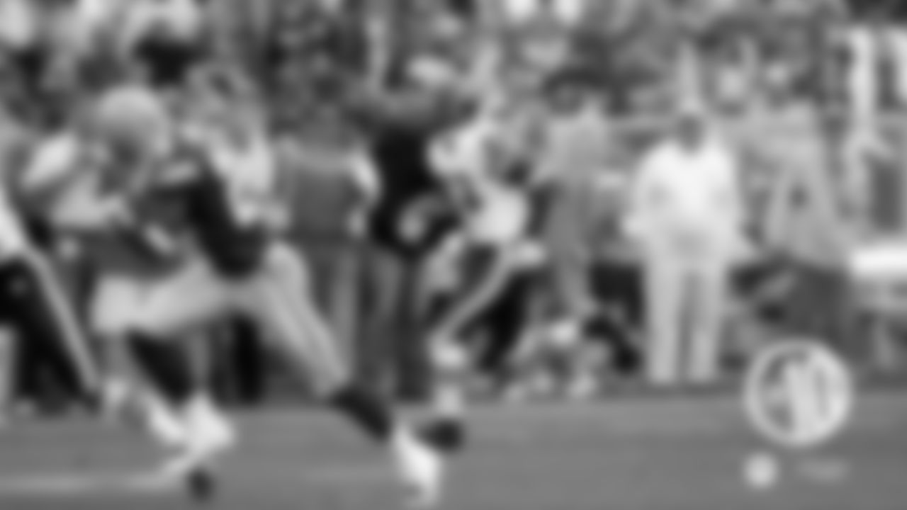 (10) Devin Hester
Sept. 10, 2006
Hester provided a glimpse of things to come when he returned a punt 84 yards for his first NFL touchdown to cap a 26-0 rout of the Packers in the 2006 season opener in Green Bay.