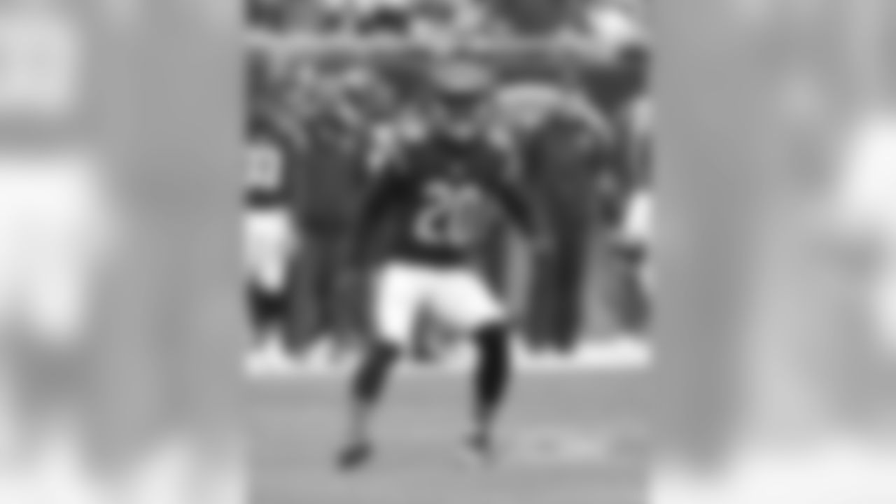 March 14, 2018 - Re-signed CB Prince Amukamara to a three-year contract.