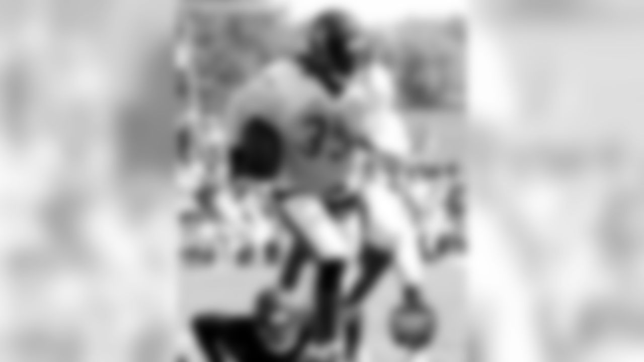 CB Charles Tillman