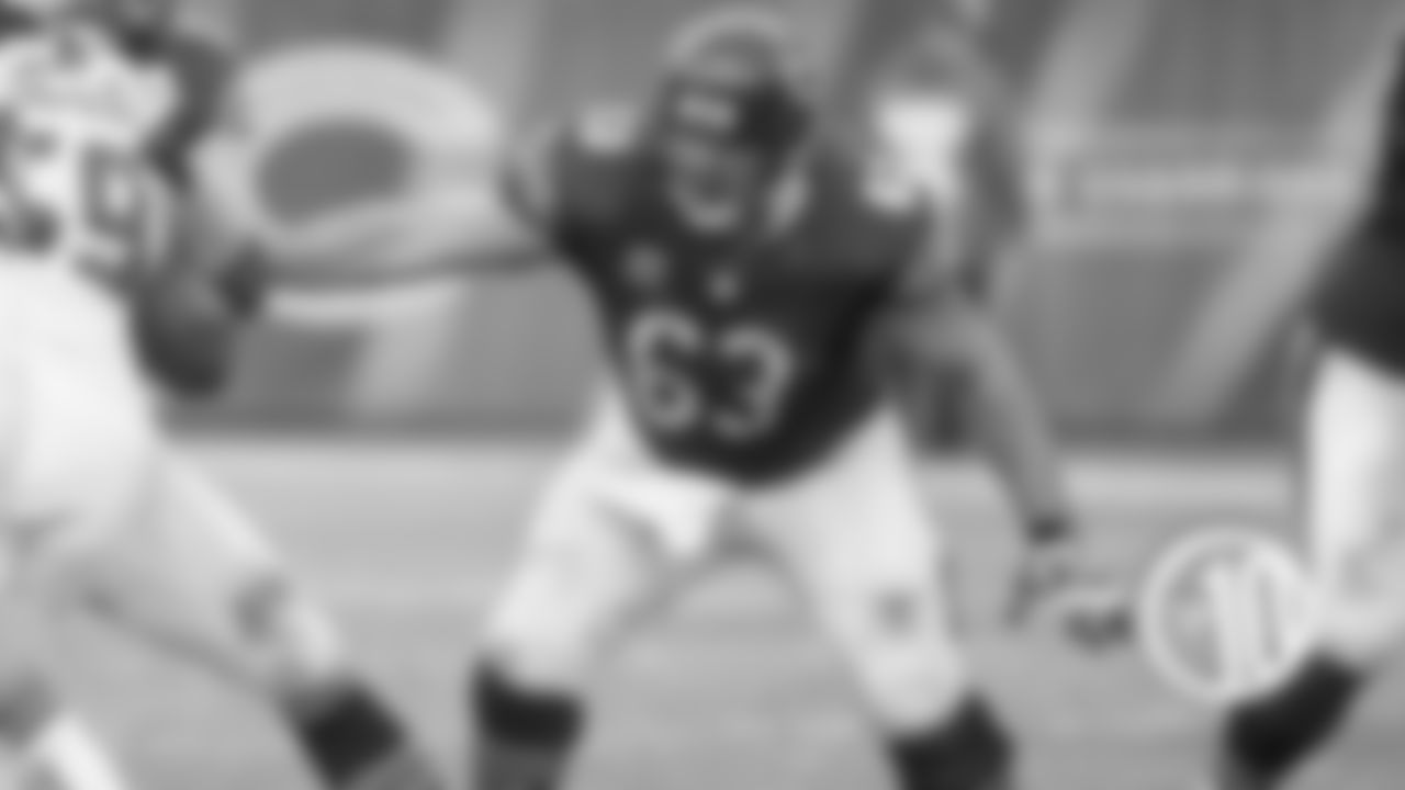(7) Roberto Garza, guard/center
A solid and durable pro who played both guard and center, Garza started all 16 games seven times in 10 seasons with the Bears from 2005-14.