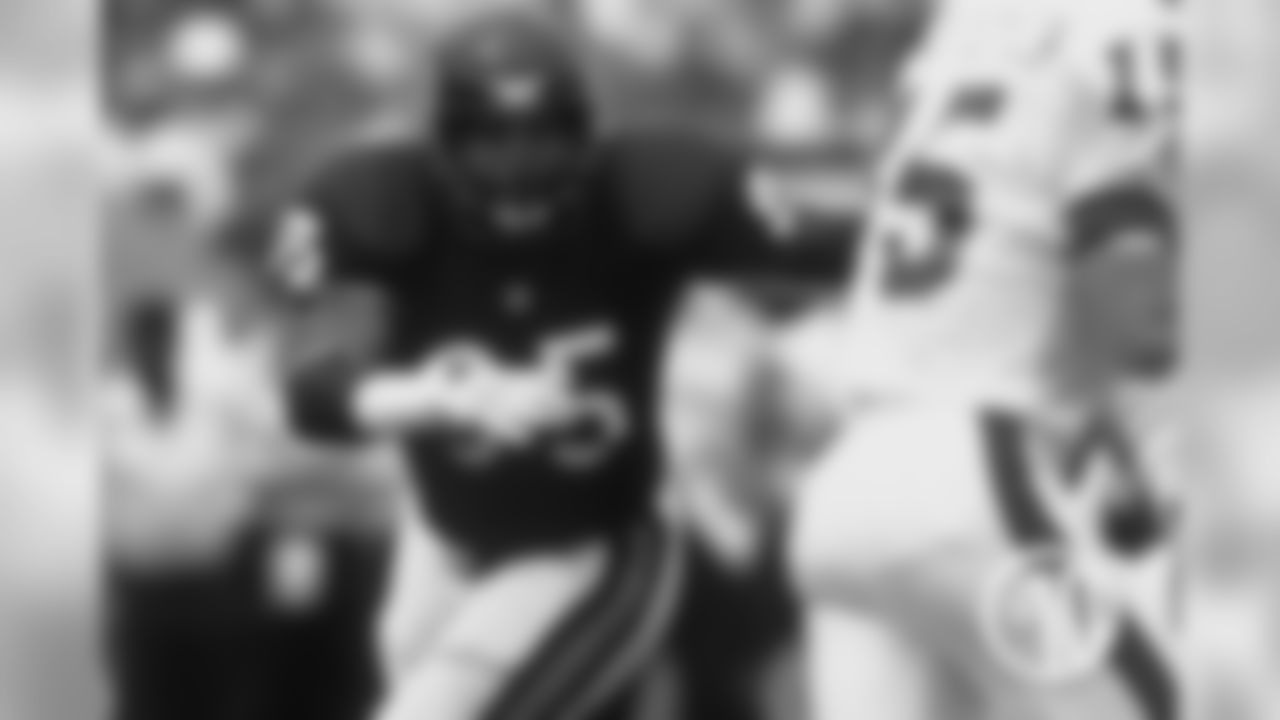 Richard Dent, Tennessee State
Selected by the Bears in the eighth round of the 1983 draft, Dent is the franchise's all-time leader in sacks, was named MVP of Super Bowl XX and is in the Hall of Fame.