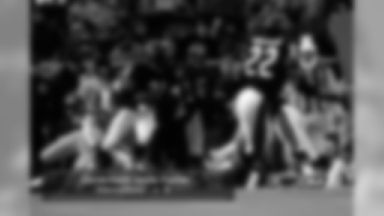 RCB Leslie Frazier had the team-high in interceptions with seven.