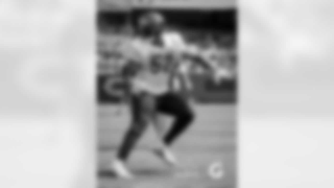 LB Khalil Mack