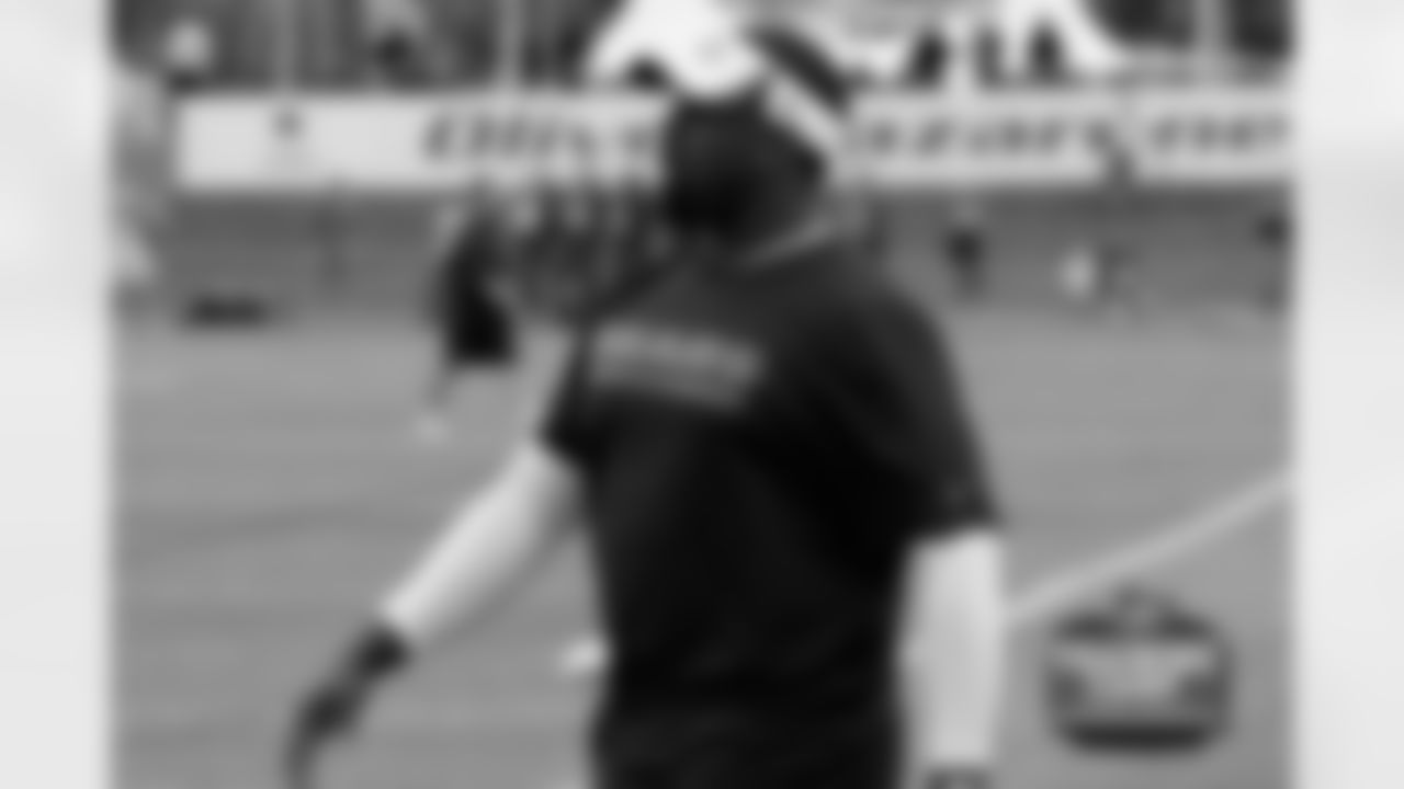 Defensive Quality Control Coach Chris Harris