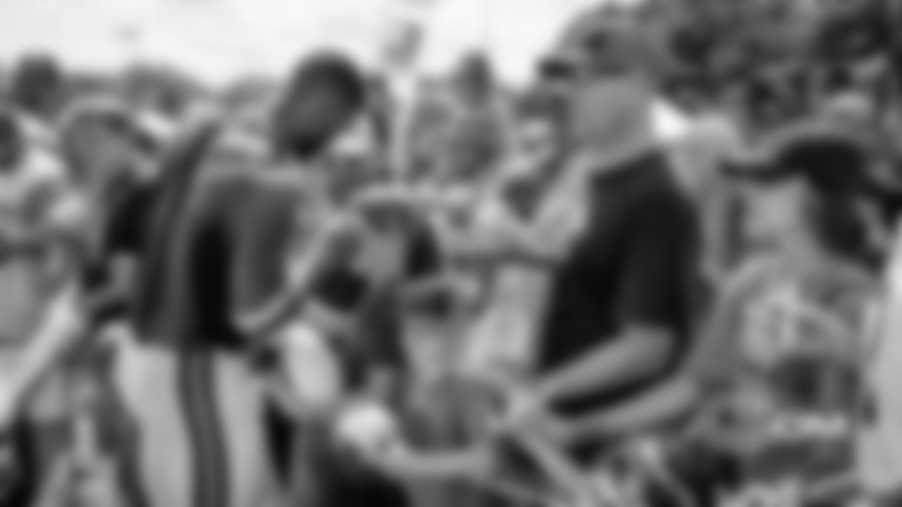 For the second year, Goodwill provided fans at 7UP Training Camp with a unique opportunity to get autographs from their favorite players at the Goodwill VIP Autograph Zone. Fans could stop by the local Goodwill in Bourbonnais to pick up their VIP pass before each practice. The zone opens 30 minutes prior to end of practice and has been visited by Quarterback Mitchell Trubisky, General Manager Ryan Pace, Wide Receiver Allen Robinson and many more!