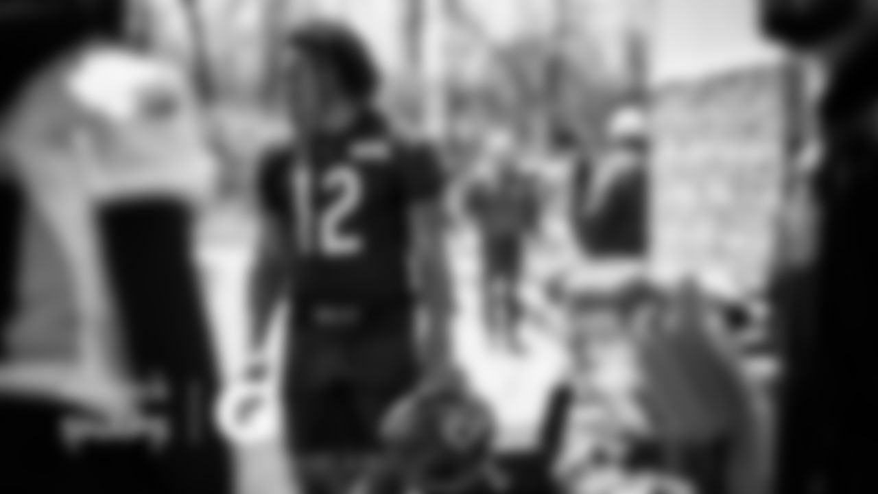 WR Velus Jones Jr.