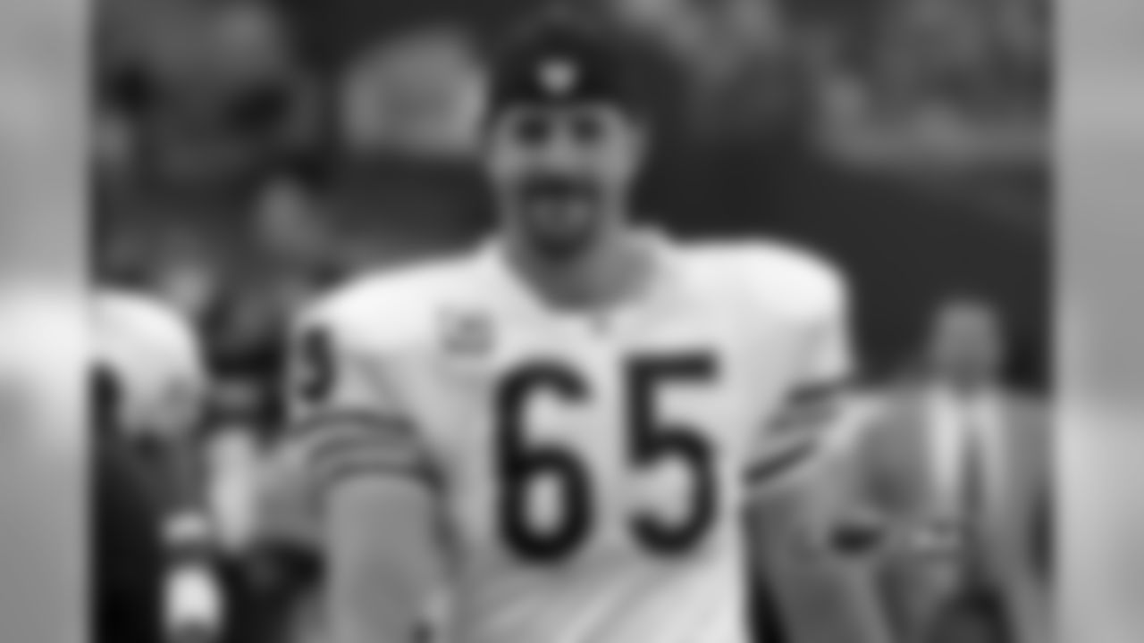 Chicago Bears' Patrick Mannelly, Sunday, Sept. 27, 2009, in Seattle.
