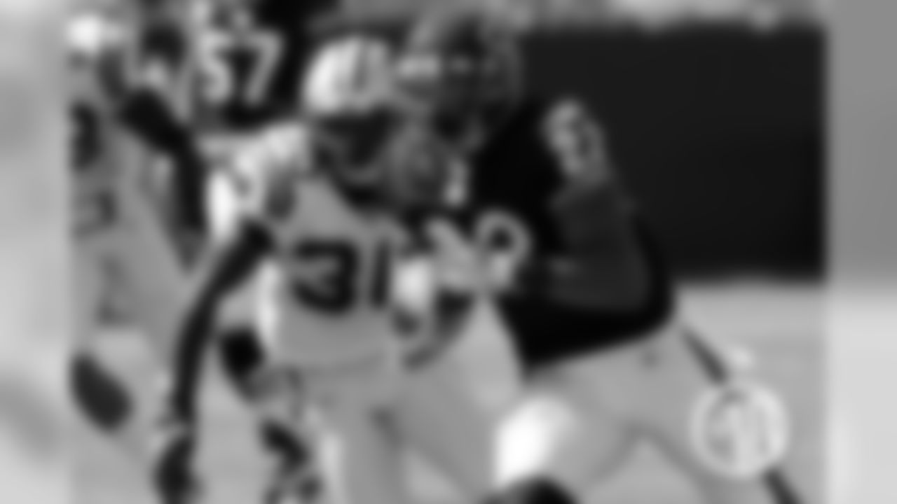 166 rushing yards, 22 receiving yards (188 total yards), 2 TD