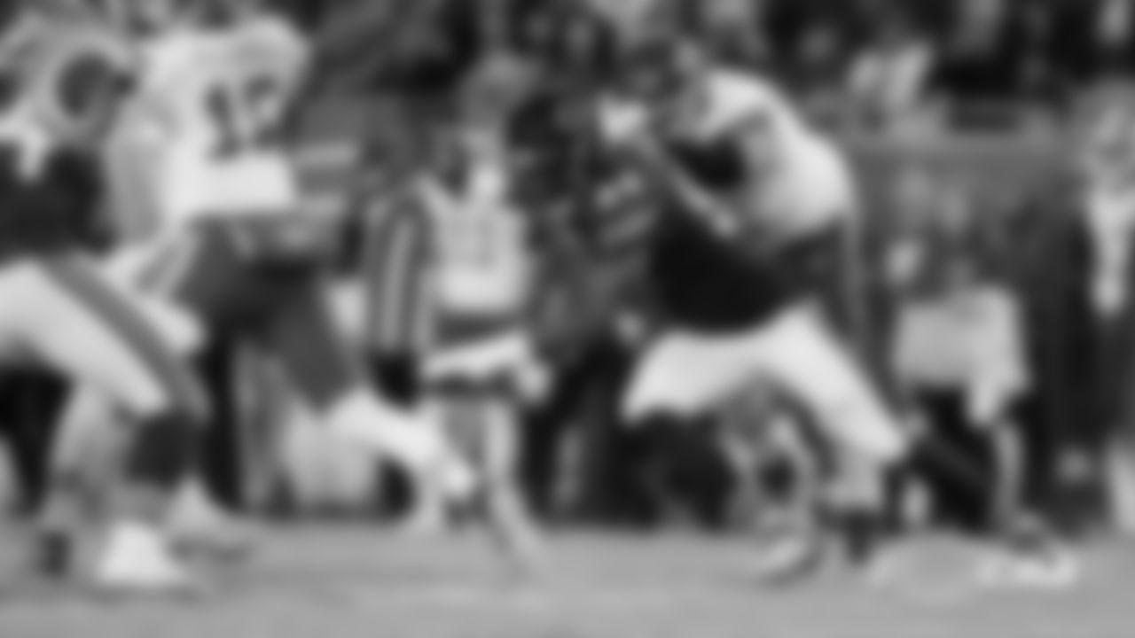 Leonard Floyd, LB
Bears vs. Rams Week 7