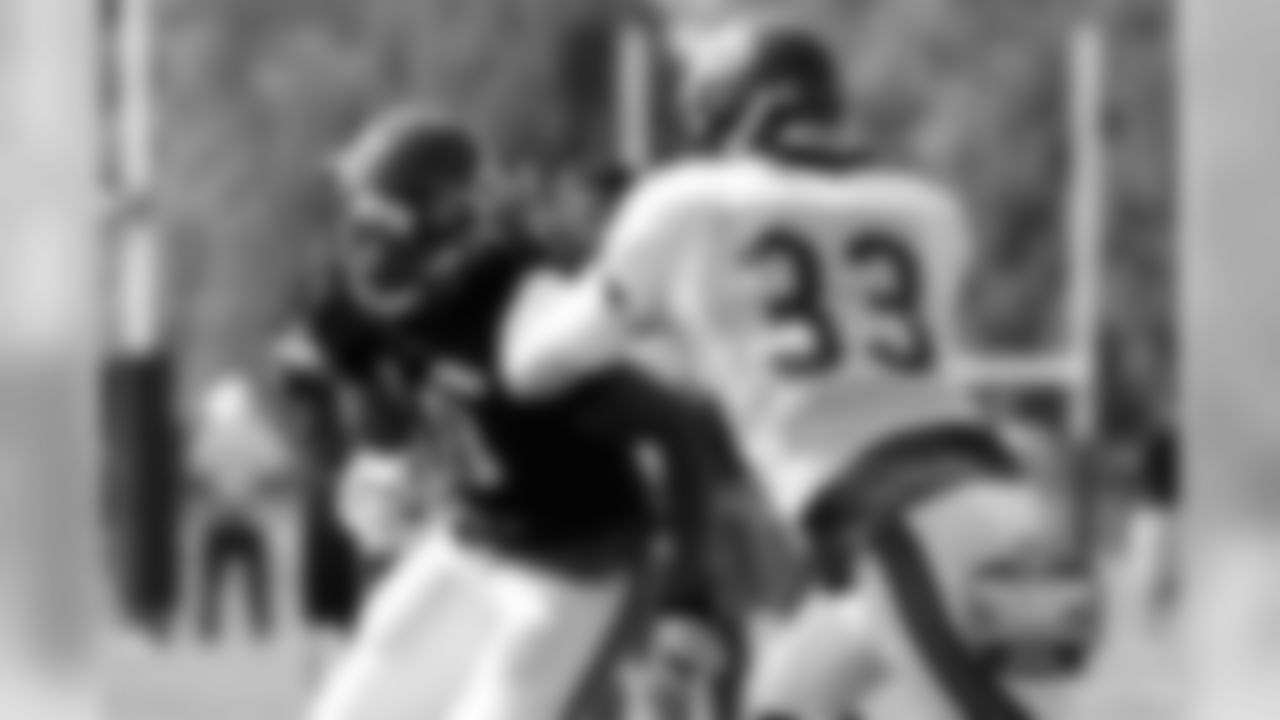 WR Marquess Wilson, CB Charles Tillman