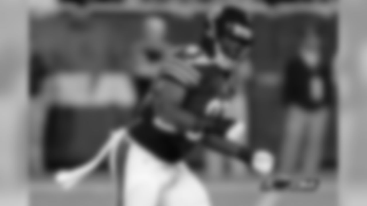 The Bears took over at the San Diego 20 yard line after linebacker J.T. Thomas stormed up the middle to block Richard Kent's punt.
