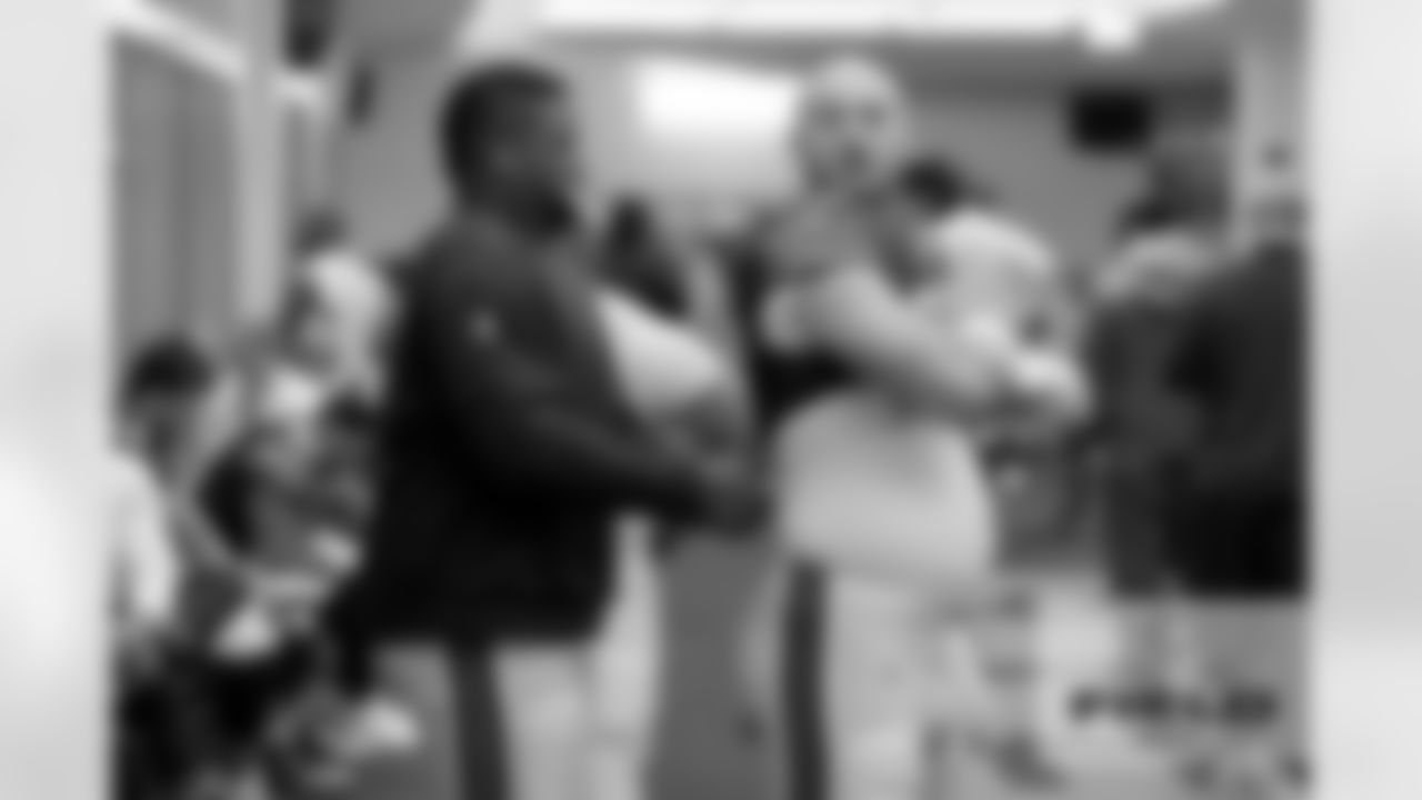 RT Jordan Mills, RG Kyle Long