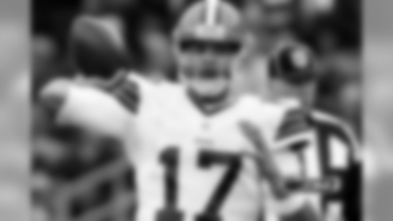 (Backups: 3 Brandon Weeden, 7 Alex Tanney)
